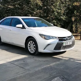 Toyota Camry 2016