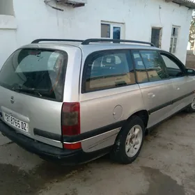 Opel Omega 1996