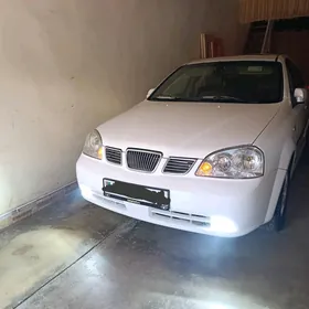 Daewoo Lacetti 2004