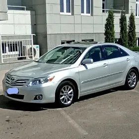 Toyota Camry 2010