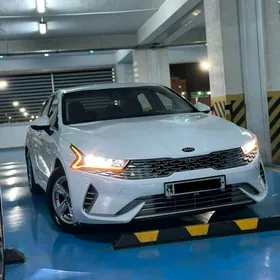 Kia K5 2021
