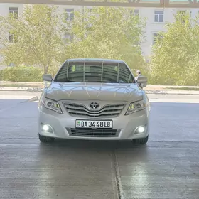 Toyota Camry 2010