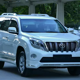 Toyota Land Cruiser Prado 2011