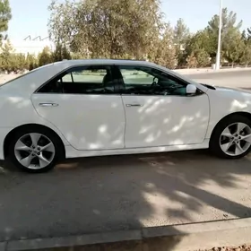 Toyota Camry 2013