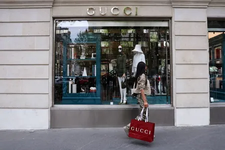 Gucci we Balenciaga-nyň müşderileriniň şahsy maglumatlary hakerleriň eline düşdi
