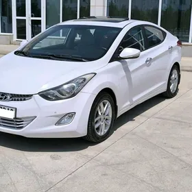 Hyundai Elantra 2013
