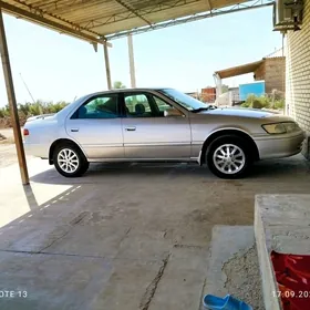 Toyota Camry 2000
