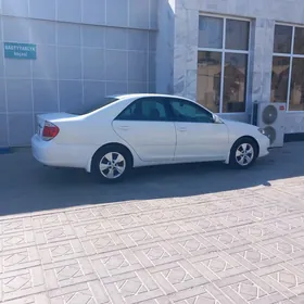 Toyota Camry 2005