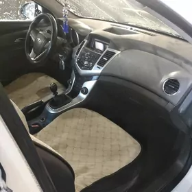 Chevrolet Cruze 2010