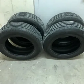 DUNLOP 225/65/17