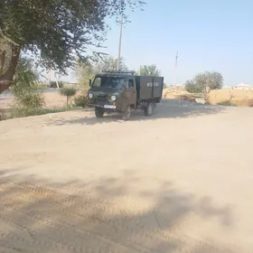 UAZ Profi 1992
