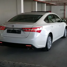 Toyota Avalon 2013