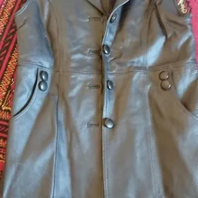 Koja jaket  kastýum