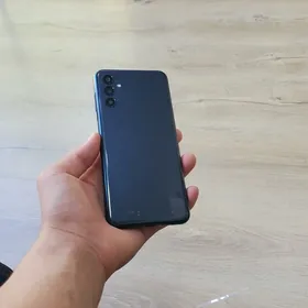 samsung m13