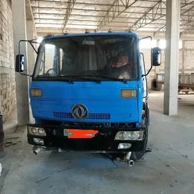 Dongfeng 370 2013