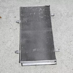 radyator Lexus es350 2011