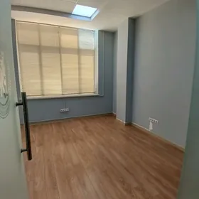 Arenda ofis 235 kw