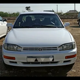Toyota Camry 1993