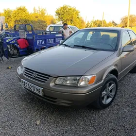 Toyota Camry 1999