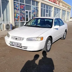 Toyota Camry 1997