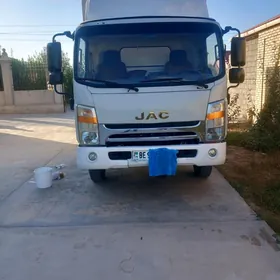 Mitsubishi Canter 2016