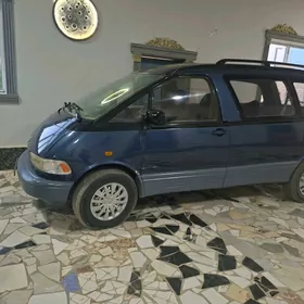 Toyota Previa 1992