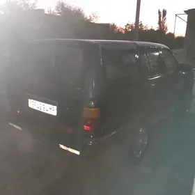 Toyota Hilux 1989