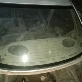 Yzky labawoy mazda 323