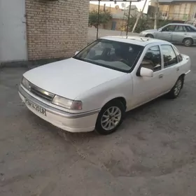Opel Vectra 1990