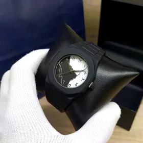 Carbon karbon sagat часы