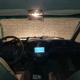 Toyota Previa 1994