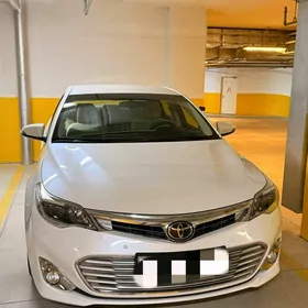 Toyota Avalon 2013