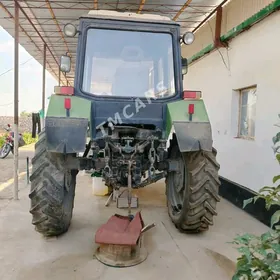 MTZ 80 2012