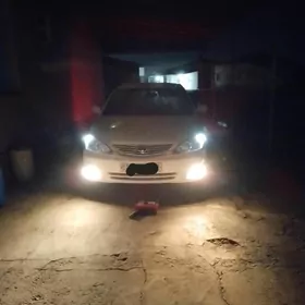 Toyota Camry 2004