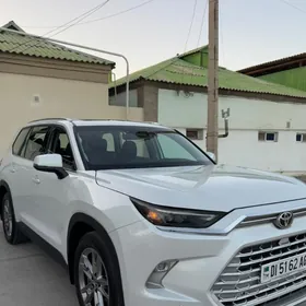 Toyota Grand Highlander 2023