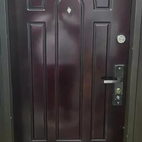 дашгы демир гапы