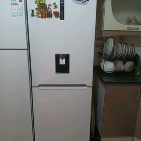 LG