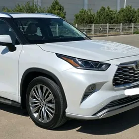 Toyota Highlander 2022