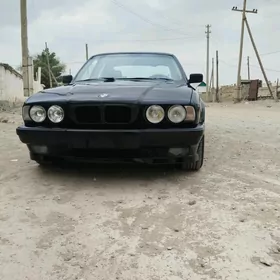 BMW 525 1989