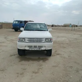 Toyota Hilux 1998