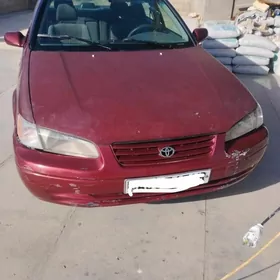 Toyota Camry 1998