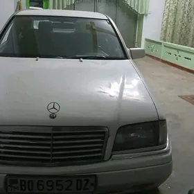 Mercedes-Benz W201 1994
