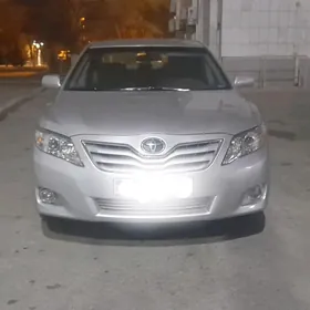 Toyota Camry 2011