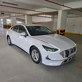 Hyundai Sonata 2021