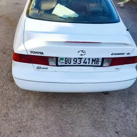 Toyota Camry 2001
