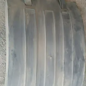 wolwo yzky krel usti
