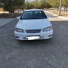 Toyota Camry 1999