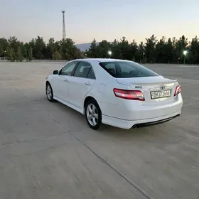 Toyota Camry 2010