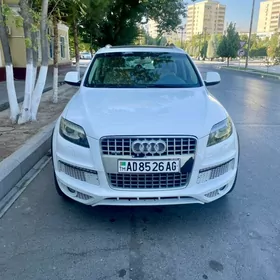 Audi Q7 2011