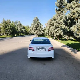 Toyota Camry 2010